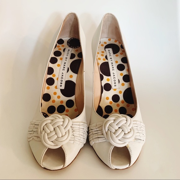 Marc Jacobs Peep Toe Heels - Picture 2 of 7